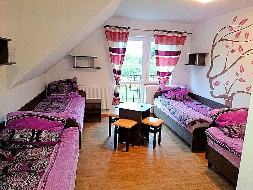 Osrodek Wczasowo-Kolonijny Bazylak Rewal Bed & Breakfast ภายนอก รูปภาพ