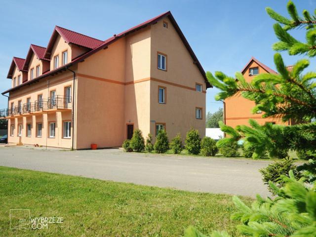 Osrodek Wczasowo-Kolonijny Bazylak Rewal Bed & Breakfast ภายนอก รูปภาพ